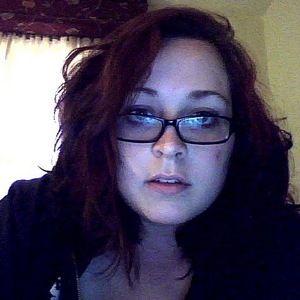 Meet your Posher, Adrianne